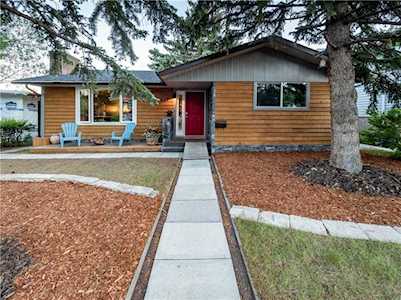 8443 Silver Springs Road NW Calgary, AB T3B 4A6