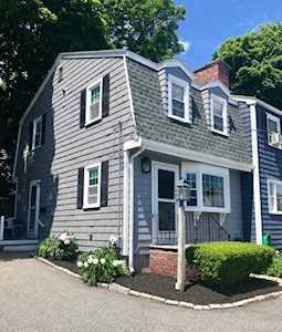 4 Prospect Court #4 Marblehead, MA 01945