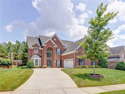 10428 Falling Leaf Dr Concord, NC 28027
