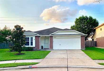 19922 Black Cherry Bend Ct Cypress, TX 77433
