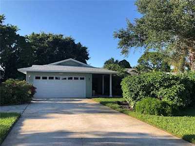 1423 NE 54Th Avenue St Petersburg, FL 33703