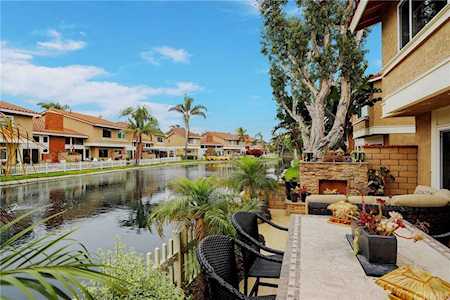 7901 Southwind Circle #163 Huntington Beach, CA 92648