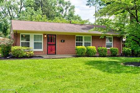 3408 Terrier Ln Louisville, KY 40218