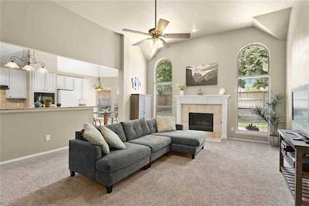 8600 Falconet Circle Mckinney, TX 75072