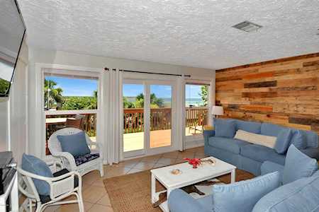 107 Casa Place Panama City Beach, FL 32413