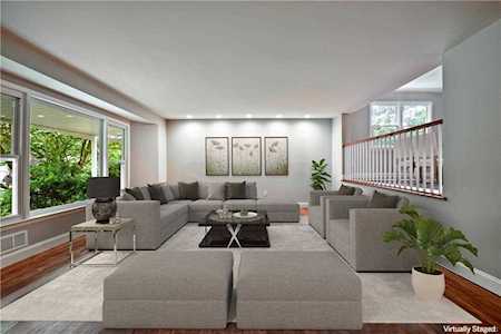 78 Harlan Dr New Rochelle, NY 10804