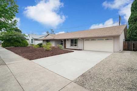 6104 Covington Way Goleta, CA 93117