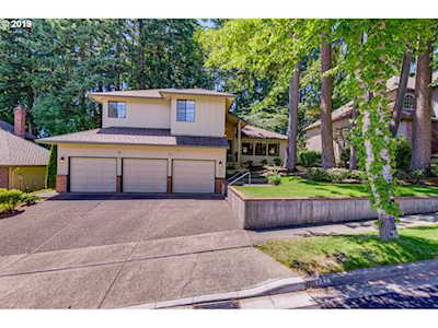 9845 SW Dapplegrey Loop Beaverton, OR 97008