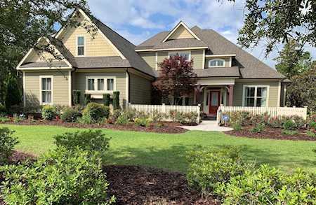 7406 Songbird Court Wilmington, NC 28411
