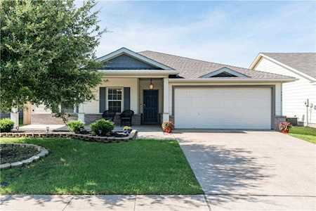 9509 Woodrow Wilson Drive Mckinney, TX 75072