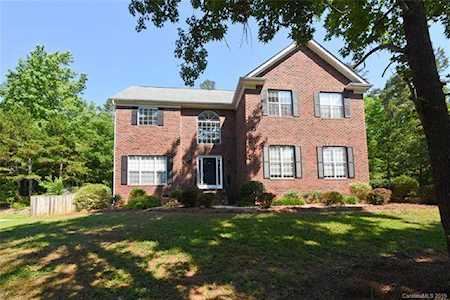 10124 Hanging Moss Trl Mint Hill, NC 28227