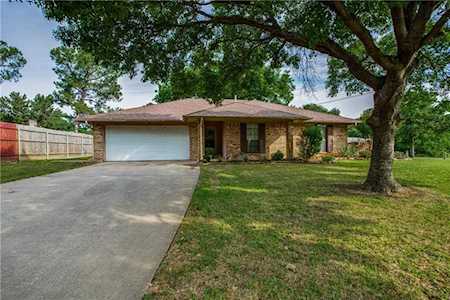 2808 Panhandle Drive Grapevine, TX 76051