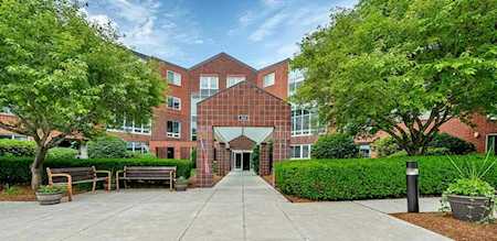 100 Place Lane #383 Woburn, MA 01801