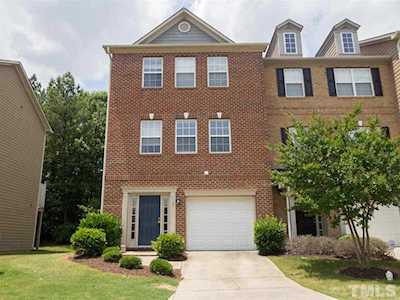 117 Gallent Hedge Trail Apex, NC 27539