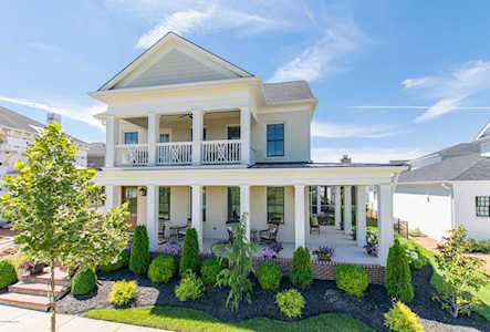 8909 Bergamot Dr Prospect, KY 40059