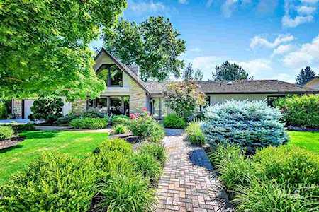 6370 Plantation Lane Garden City, ID 83703