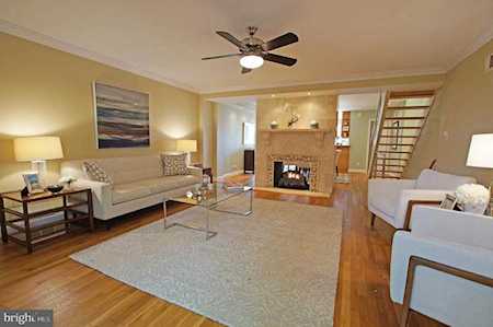 306 G St SE Washington, DC 20003