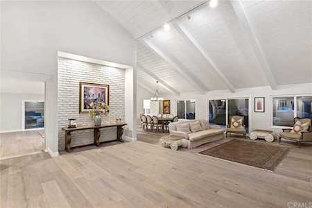 25541 Rangewood Laguna Hills, CA 92653