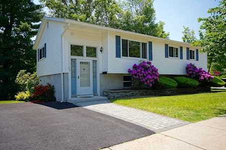 28 Dodge Rd Boston, MA 02136