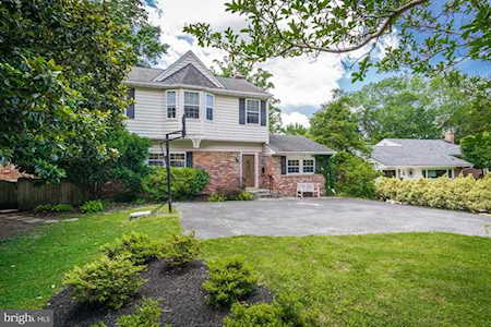 6104 Massachusetts Ave Bethesda, MD 20816