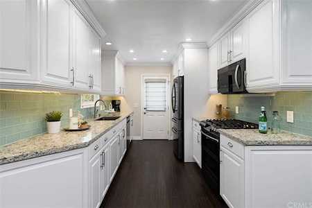 16381 Rhone Lane Huntington Beach, CA 92647