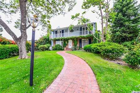2311 Canada Boulevard Glendale, CA 91208