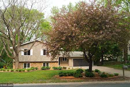 1886 29th Avenue NW New Brighton, MN 55112