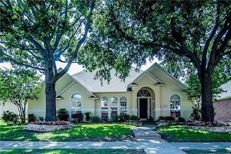 18316 Summerfield Drive Dallas, TX 75287
