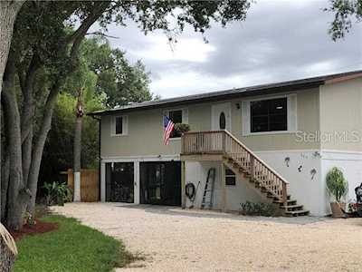 363 Pennsylvania Avenue Crystal Beach, FL 34681