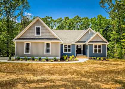 2816 Preston Park Way Sandy Hook, VA 23153
