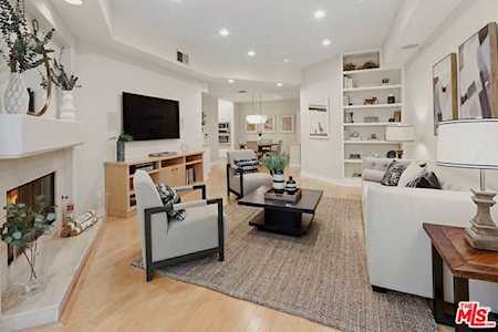 11680 Montana Avenue #105 Los Angeles, CA 90049