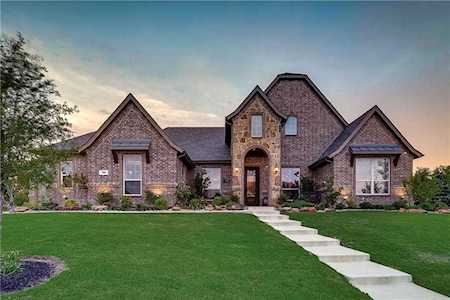 700 Paradise Court Heath, TX 75126