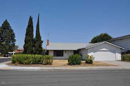 2129 Avenida De Las Flores Santa Clara, CA 95054