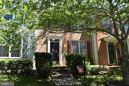 8901 Stable Forest Place Bristow, VA 20136