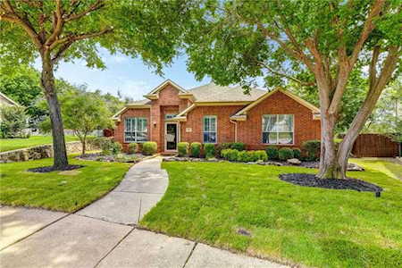 915 Mont Cascades Drive Rockwall, TX 75087