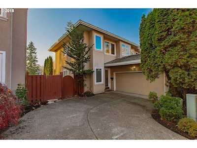 32078 SW Charbonneau Dr #10D Wilsonville, OR 97070