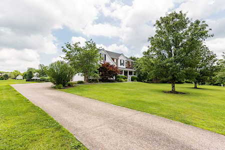 1616 Kamer Dr La Grange, KY 40031