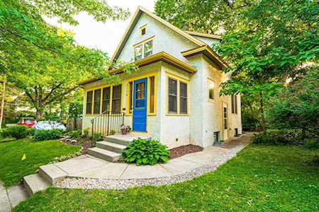 2116 23rd Avenue S Minneapolis, MN 55404