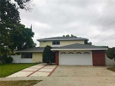2553 E Bethel Drive Anaheim, CA 92806