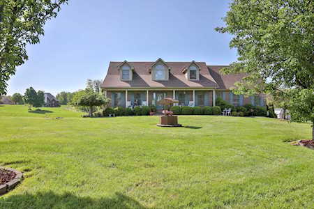 489 Pearl Ct Taylorsville, KY 40071
