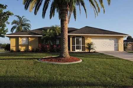 83 Oakland Hills Court Rotonda West, FL 33947