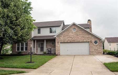 8337 Admirals Landing Place Indianapolis, IN 46236