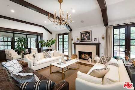 1783 Mandeville Canyon Road Los Angeles, CA 90049