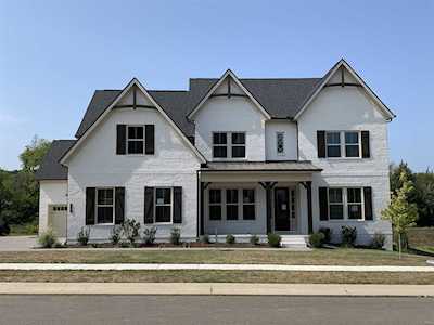 1125 Mcclellan Ln Nolensville, TN 37135