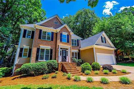 8912 Shorehaven Ct Charlotte, NC 28269