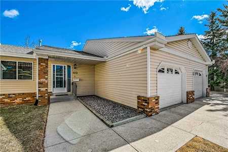 123 Macewan Park Heights NW Calgary, AB T3K 3W6
