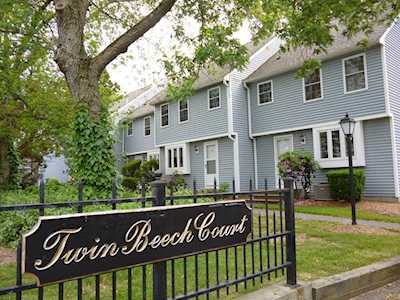 140 N Main St #2C Attleboro, MA 02703