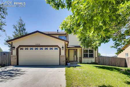 5225 Eden Lane Colorado Springs, CO 80911