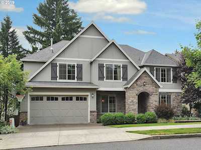 1527 SW Joshua St Portland, OR 97219
