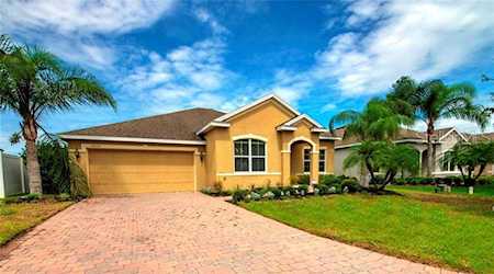 2464 Osprey Woods Circle Orlando, FL 32820